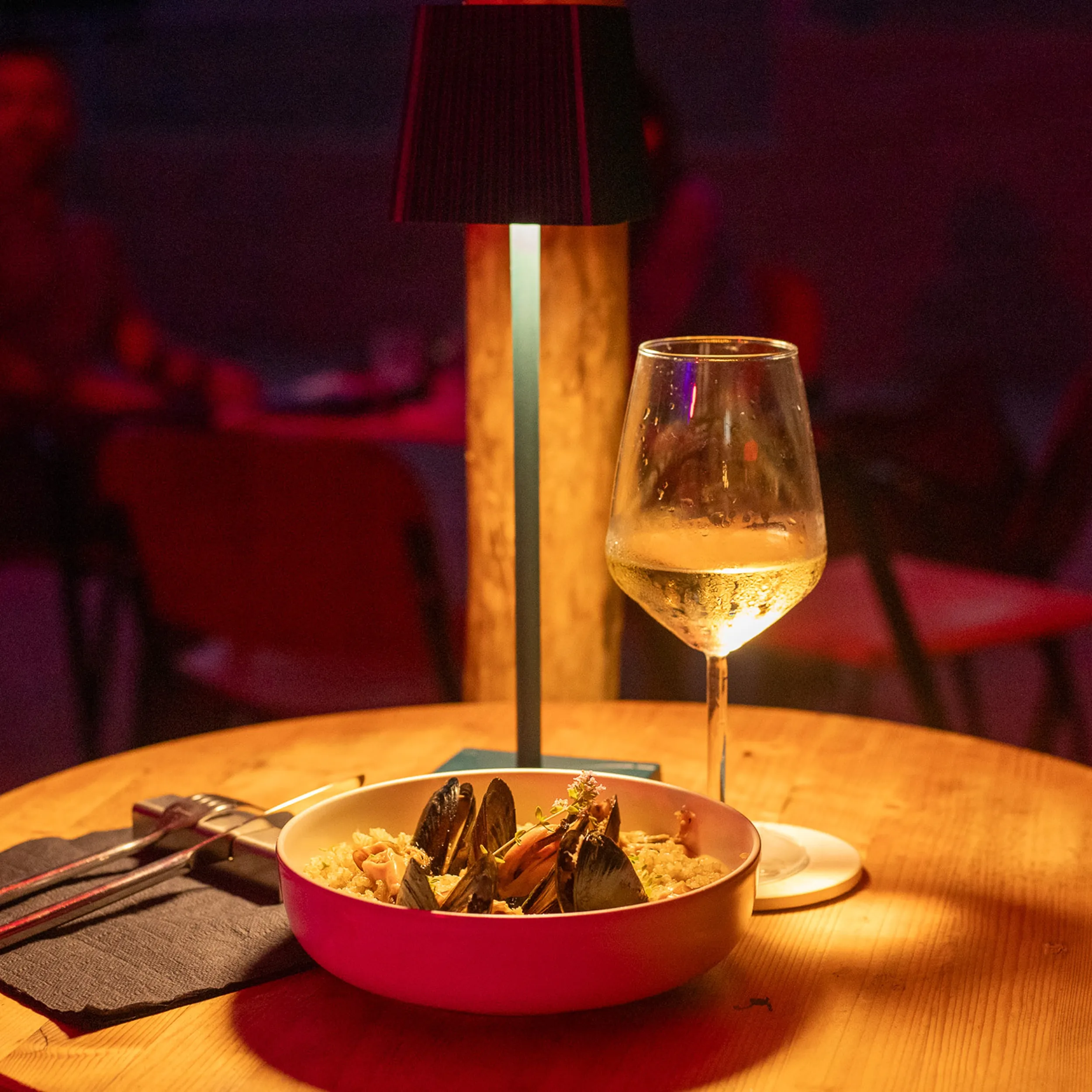 Loups! Cocktail bar bistrot